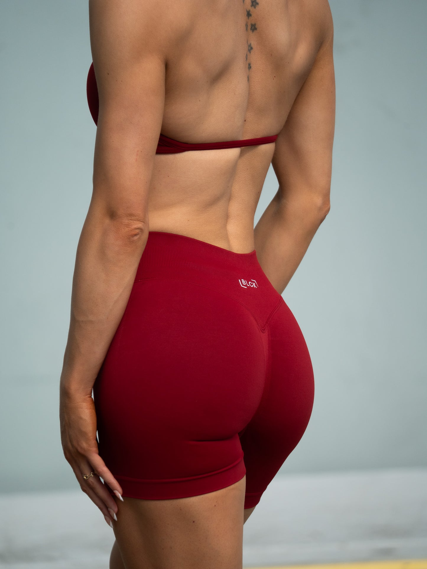 Lynx Short Wine Red