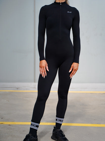 Vanta Suit Black