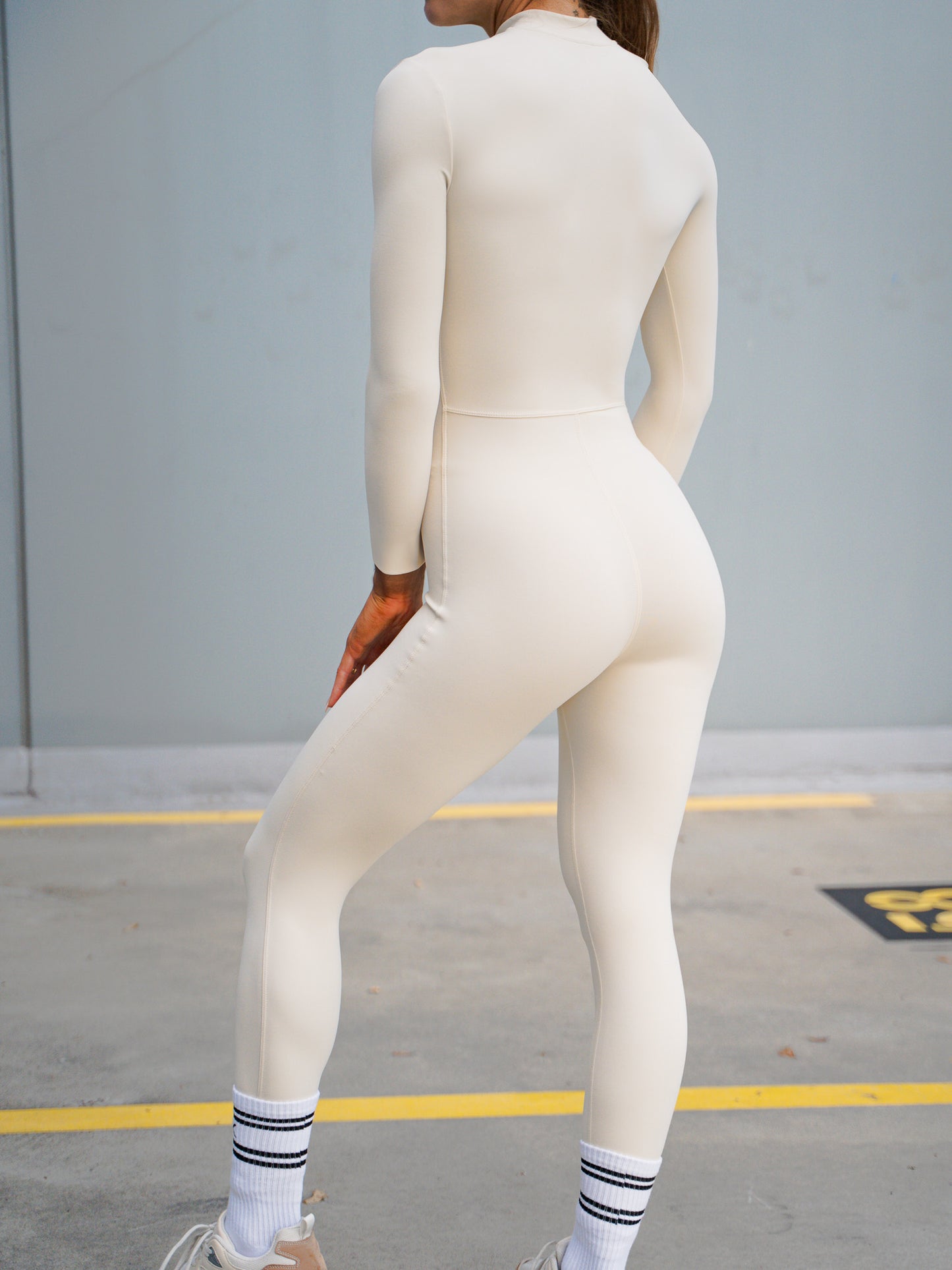 Vanta Suit Beige